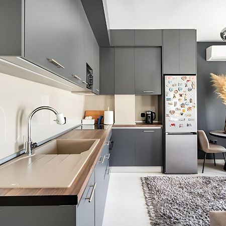 Elegant, Modern & Spacious Apartment In Thessaloniki With Balcony Tessalónica Exterior foto