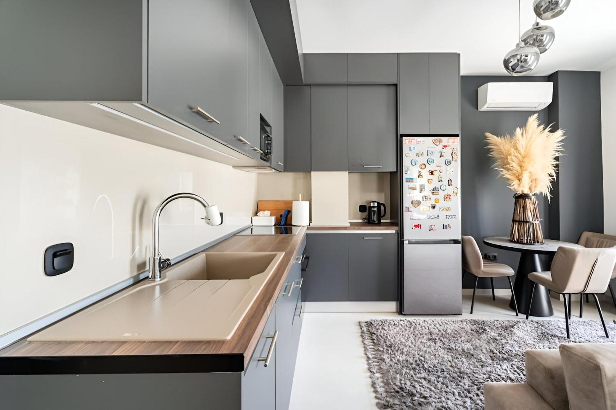 Elegant, Modern & Spacious Apartment In Thessaloniki With Balcony Tessalónica Exterior foto